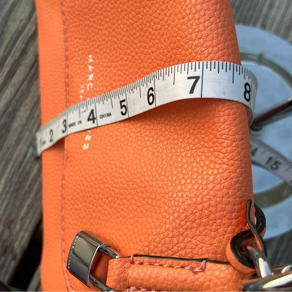 Marc Jacobs Orange Soft Leather Crossbody Bag - Picture 9 of 15